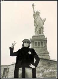 lennon statue of liberty