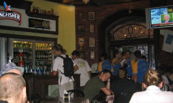 mumbai cafe van binnen